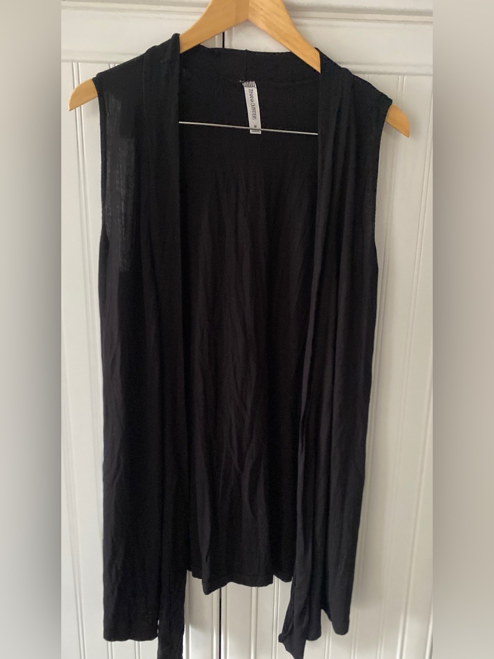 Black Sleeveless Open Front Long Cardigan